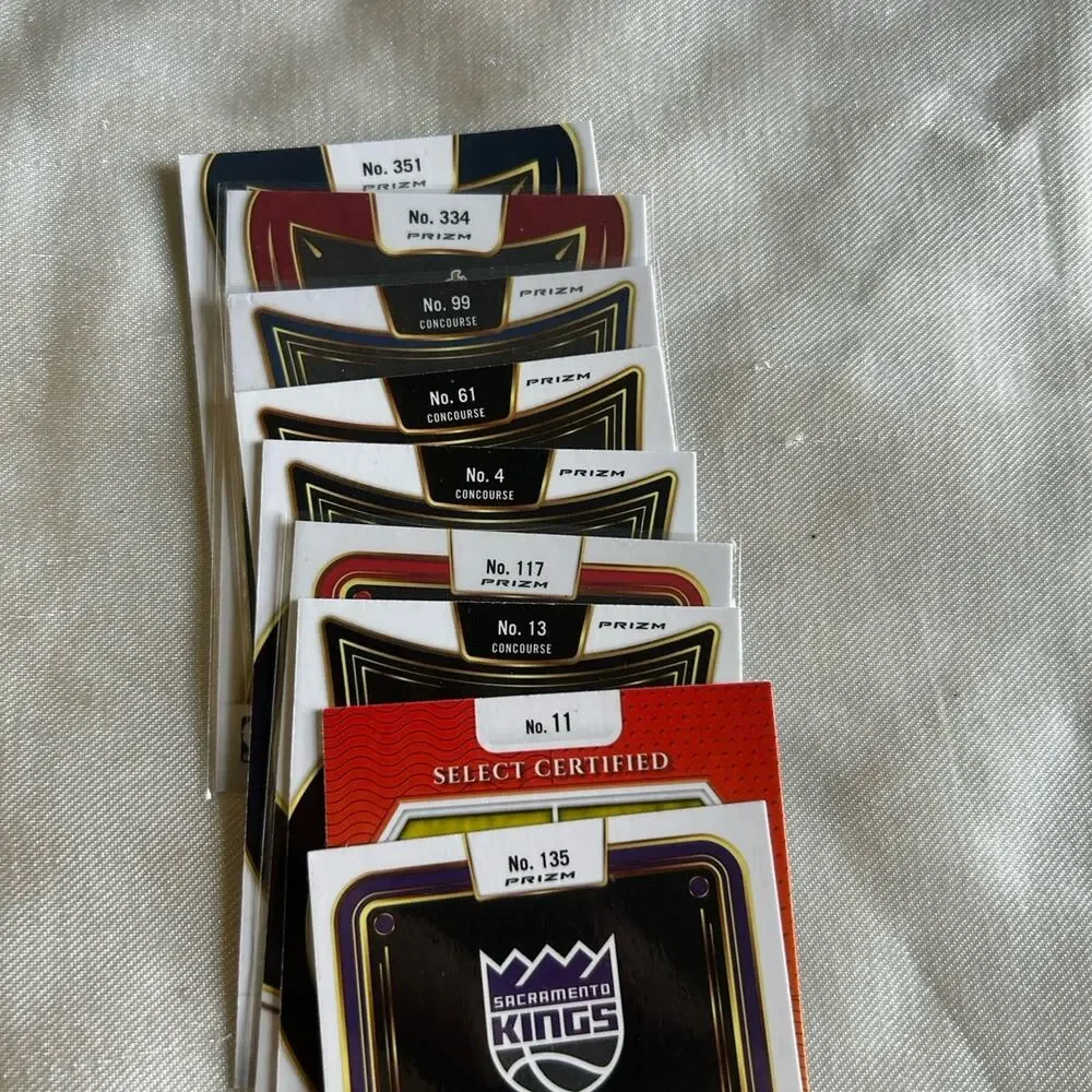 Lot of 107 2024-25 panini select basketball sports cards
